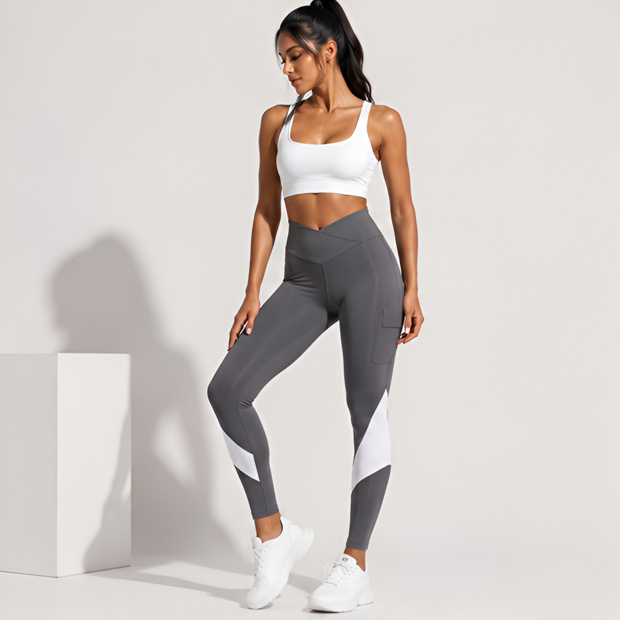 Leggings Grises para Mujer de Cintura Alta con Paneles Laterales Blancos