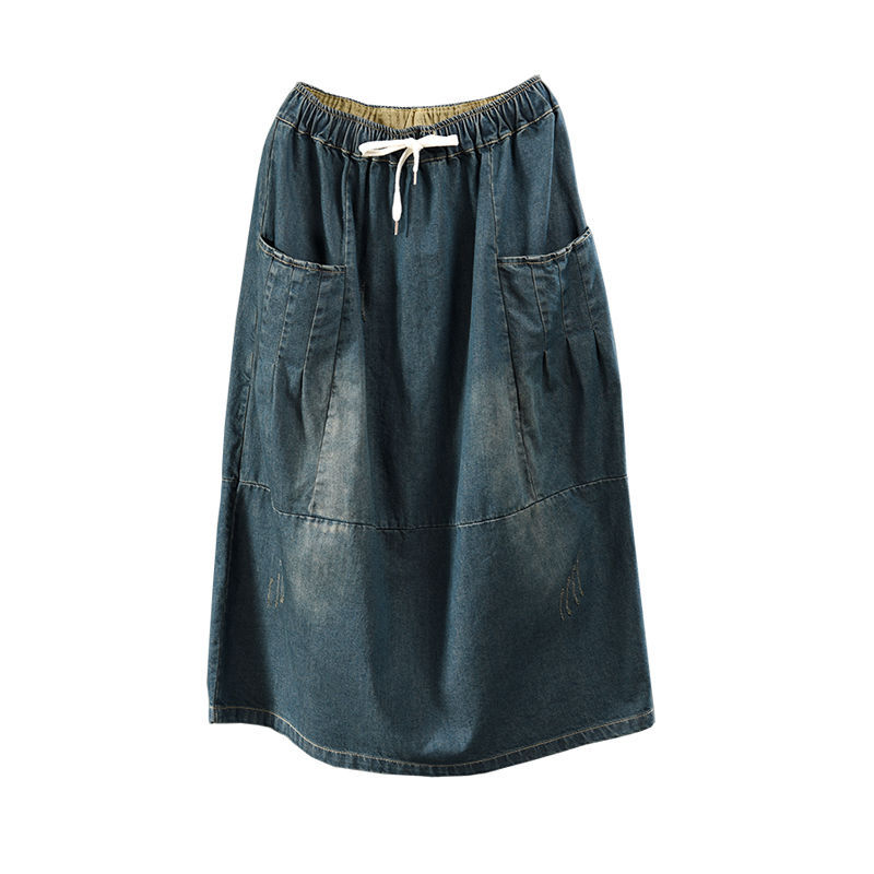 falda denim corta de mujer estilo moderno casual