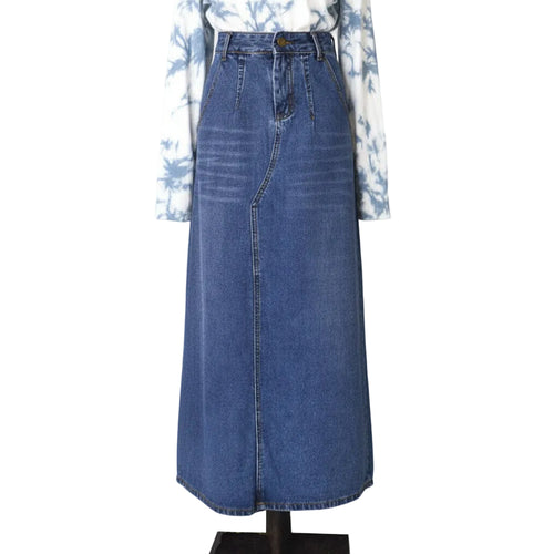 falda denim de mujer con acabado desgastado moderno