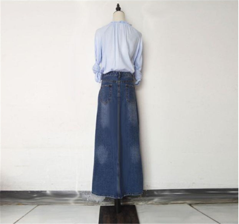 falda denim de mujer con acabado desgastado moderno