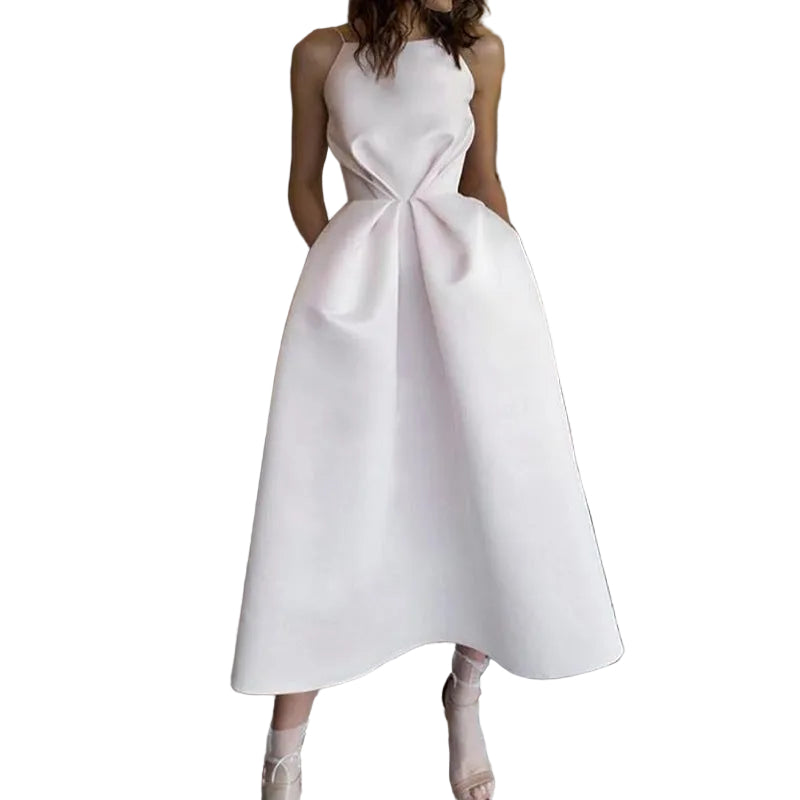 Vestido de noche elegante para mujer con diseño moderno